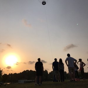 כדור פורח בגני יהושוע